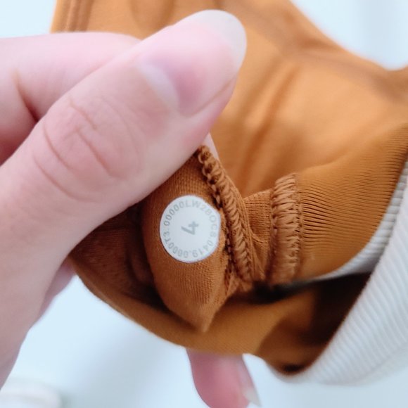 Lululemon New Ambition Sports Bra in Fools Gold Yellow / Light Ivory Size 4 - Picture 9 of 9